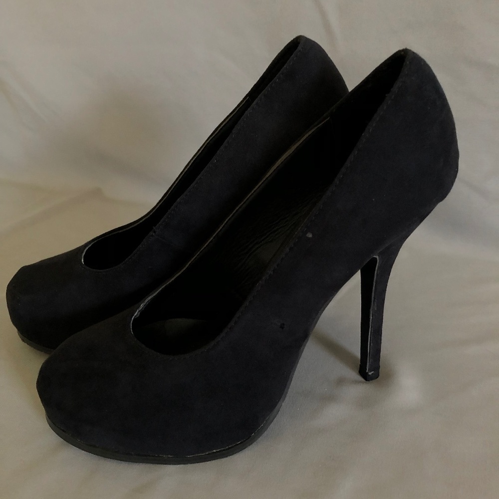 Wet Seal Black Y2K Suede Heels